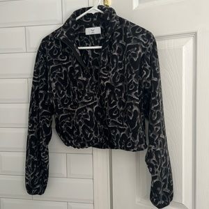 Aritzia XXS tna cropped fleece